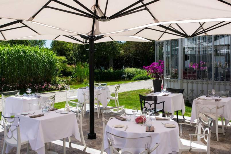 terrace restaurant in Tours